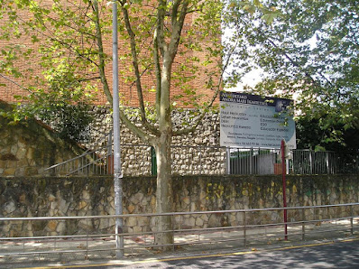 Colegio Mercedarias Leioa Euzko Gudariak Etorbidea, 1, 48940 Leioa, Biscay, España