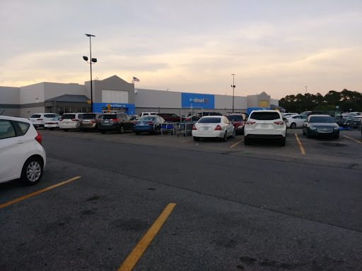 Department Store «Walmart Supercenter», reviews and photos, 3911 Bienville Blvd, Ocean Springs, MS 39564, USA