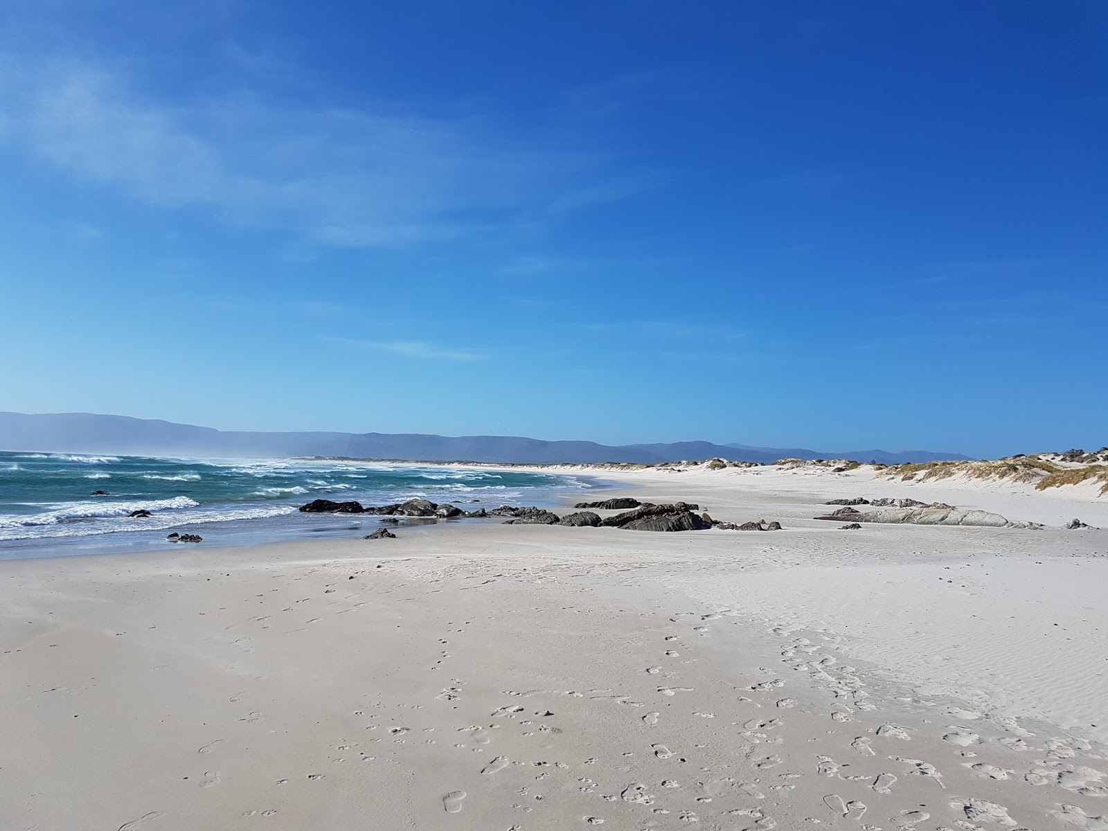 Hawston beach'in fotoğrafı düz ve uzun ile birlikte