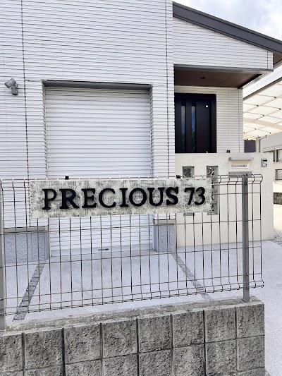 ネイルサロンprecious73