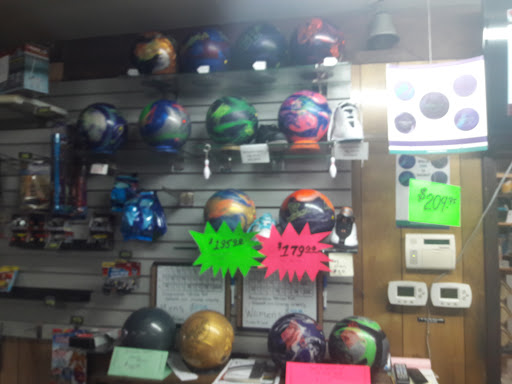 Bowling Alley «Starlite Lanes», reviews and photos, 394 Main St, Dallas, OR 97338, USA