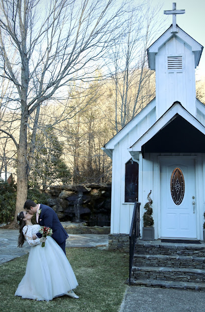 Miss Caroline's Wedding Chapel