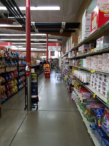 Grocery Store «Grocery Outlet Bargain Market», reviews and photos, 1755 NW 9th St #110, Corvallis, OR 97330, USA