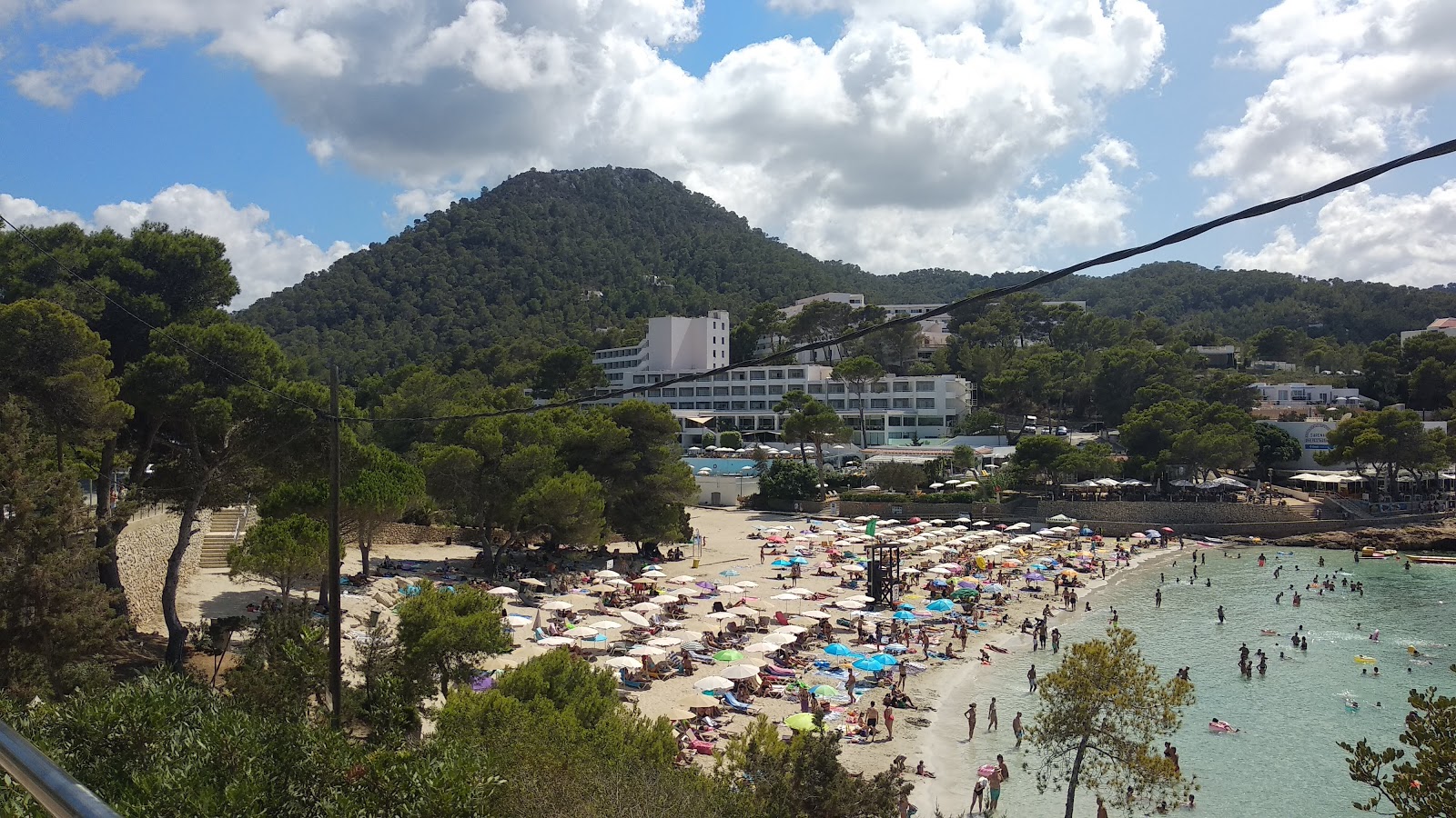 Foto af Portinatx Strand med høj niveau af renlighed