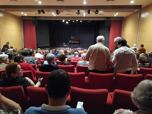 Avaliações doAuditório Municipal de Gondomar em Gondomar - Cinema