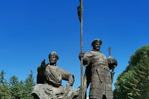 Monument of Kerey and Janibek image