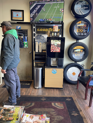 Car Repair and Maintenance «Foulk Road Automotive», reviews and photos, 1801 Foulk Rd, Wilmington, DE 19810, USA