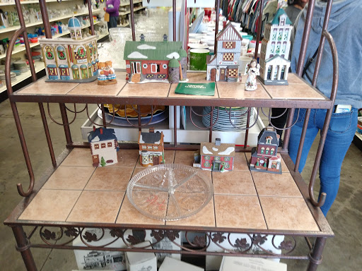 Thrift Store «Mega Thrift Store», reviews and photos, 1332 E Foothill Blvd, Rialto, CA 92376, USA