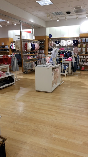 Clothing Store «Gap», reviews and photos, 7430 164th Ave NE, Redmond, WA 98052, USA