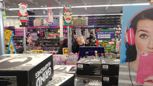 Variety Store «Five Below», reviews and photos, 2845 Richmond Ave #3, Staten Island, NY 10314, USA