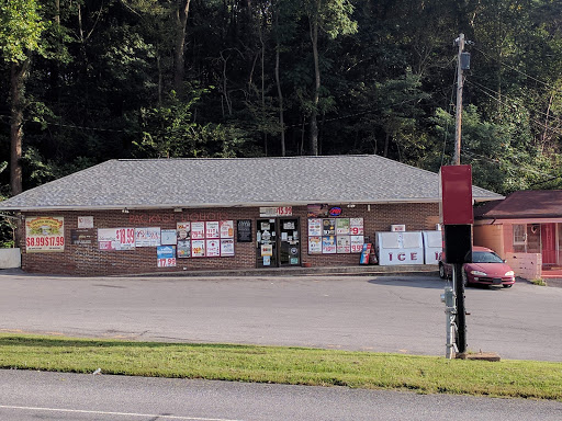 Liquor Store «Hillside Liquors», reviews and photos, 19119 Keep Tryst Rd, Knoxville, MD 21758, USA