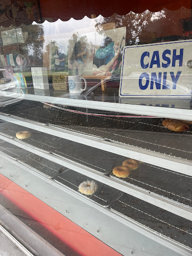 Donut Shop «Monarch Donuts», reviews and photos, 15 Huntington Dr, Arcadia, CA 91007, USA