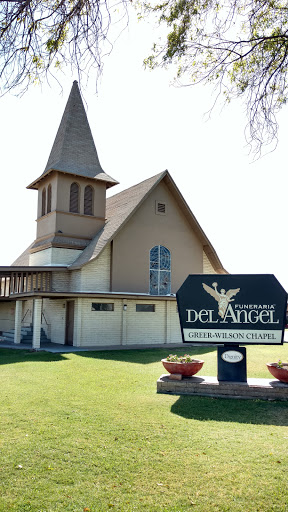 Funeral Home «Funeraria Del Angel Greer-Wilson Chapel», reviews and photos, 5921 W Thomas Rd, Phoenix, AZ 85033, USA