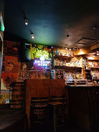 Reviews of Smokin' Aces - Cocktail Bar & Whiskey Lounge in Bournemouth - Pub