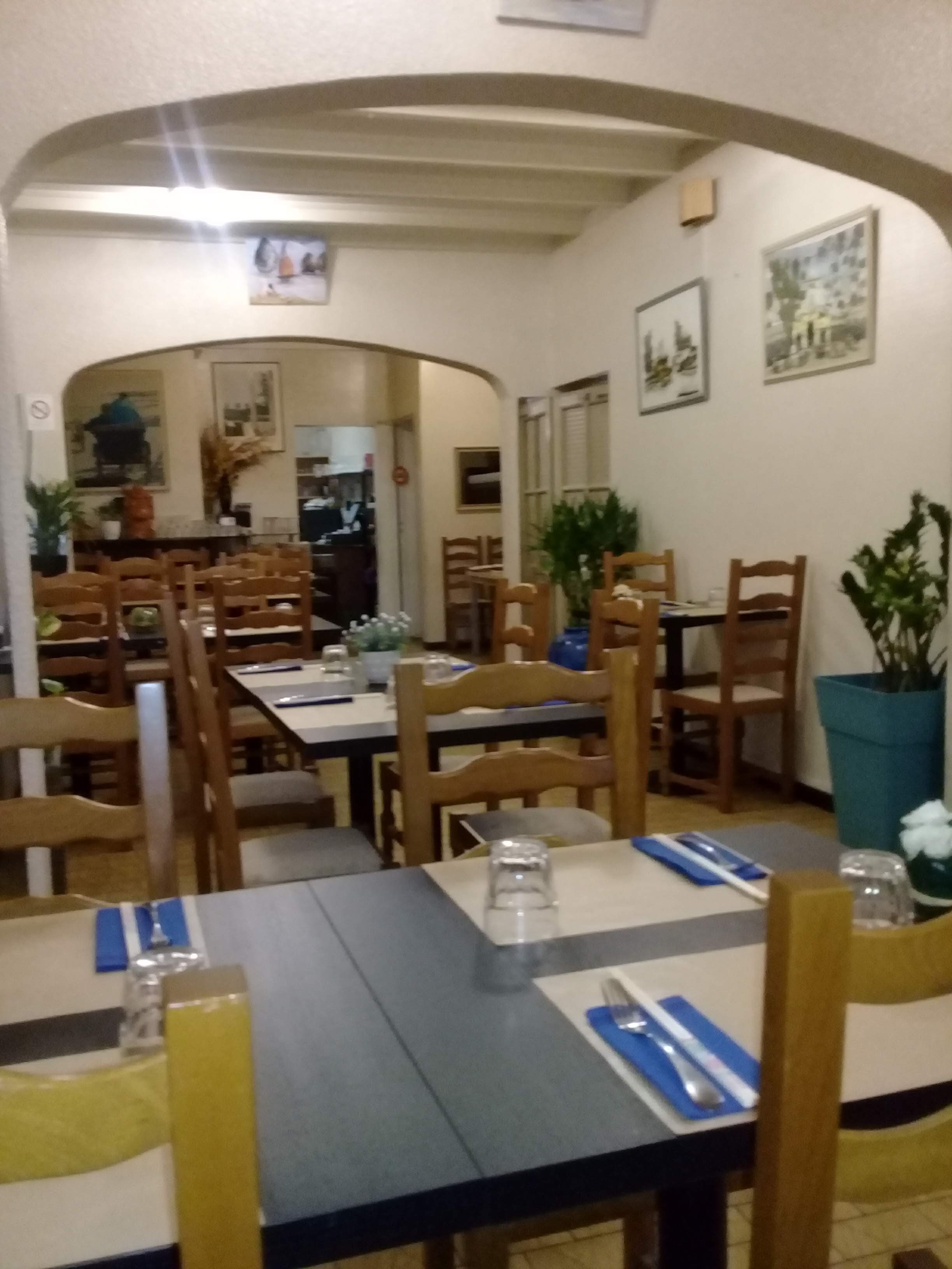 Photo n° 2 de l'avis de gargantuad. fait le 06/10/2018 à 19:34