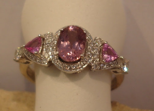 Jewelry Store «All That Glitters», reviews and photos, 2616 W Colorado Ave #18, Colorado Springs, CO 80904, USA