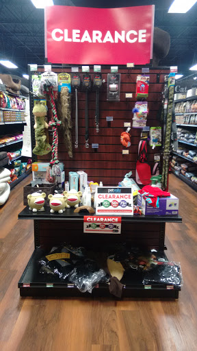 Pet Store «Pet Valu», reviews and photos, 2040 Abbey Rd, Charlottesville, VA 22911, USA