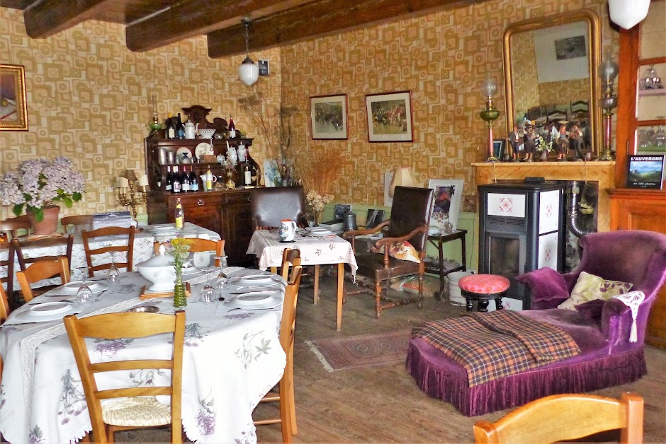 Bistrot des plantes à Compains (Puy-de-Dôme 63)