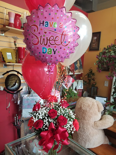 Florist «The Flower Pot & Basket Shop», reviews and photos, 5631 W Madison St, Chicago, IL 60644, USA