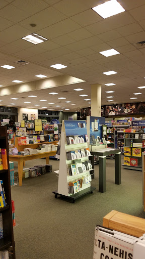 Book Store «Barnes & Noble», reviews and photos, 700 Mall Cir Dr, Monroeville, PA 15146, USA