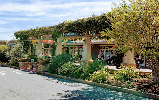 Shopping Mall «Marsh Manor Shopping Center», reviews and photos, 3700 Florence St, Redwood City, CA 94063, USA