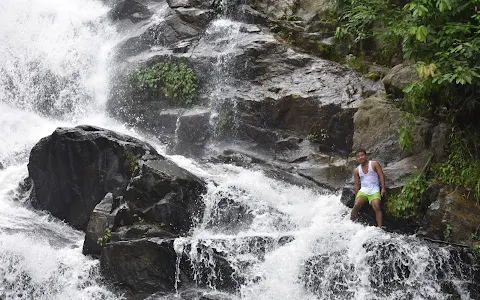 Malangkona Dare (Sildubi Water Falls), Meghalaya image