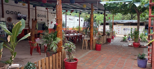 Pichanchas Restaurant Bar Familiar - Av Venustiano Carranza N°39, 70750 San Pedro Comitancillo, Oax., Mexico