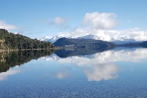 Lago Moreno Este image
