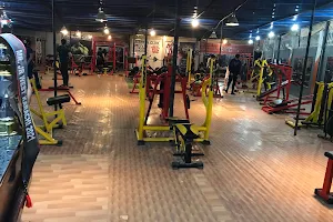 Z.M Golds Gym Chapter 2 image