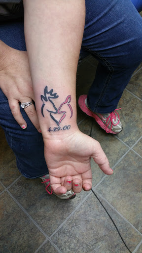 Tattoo Shop «Resurrection Ink Tattoos and Body Piercing», reviews and photos, 310 E Montgomery Cross Rd, Savannah, GA 31406, USA