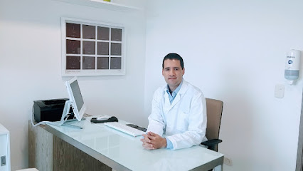 Dr Juan David Bedoya Gutiérrez - Otorrinolaringólogo Rinólogo Medellín