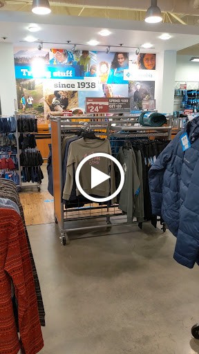 Sportswear Store «Columbia Sportswear Outlet Store at Tanger Outlets», reviews and photos, 4000 Arrowhead Blvd #710, Mebane, NC 27302, USA