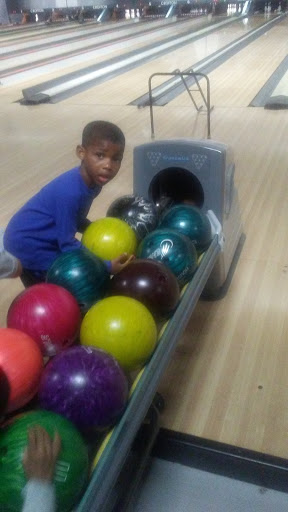 Bowling Alley «Crofton Bowling Centre», reviews and photos, 2115 Priest Bridge Dr, Crofton, MD 21114, USA