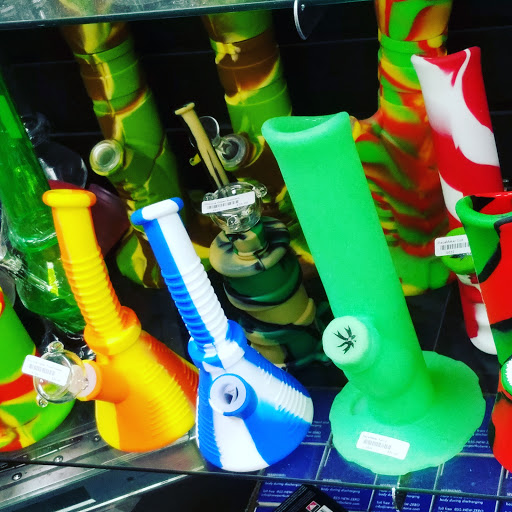 Tobacco Shop «Up In Smoke (Smoke Shop) Costa Mesa», reviews and photos, 270 Bristol St #101, Costa Mesa, CA 92626, USA