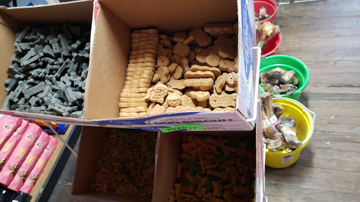 Pet Supply Store «Park Feed Store & Pet Supply», reviews and photos, 5775 Park Blvd N, Pinellas Park, FL 33781, USA