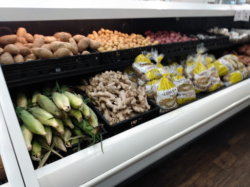 Grocery Store «The Hometown Market», reviews and photos, 401 Plaza Dr, Eustis, FL 32726, USA