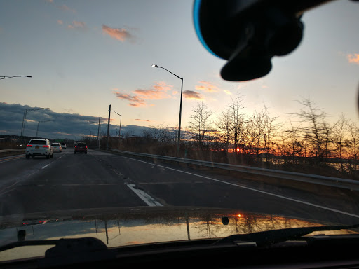 Golf Course «South Shore Golf Course», reviews and photos, 200 Huguenot Ave, Staten Island, NY 10312, USA