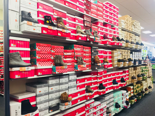 Shoe Store «Rack Room Shoes», reviews and photos, 3017 Market Center Drive, Morrisville, NC 27560, USA