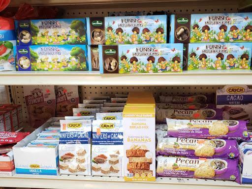 Grocery Store «Champion Grocery», reviews and photos, 1175 NW Gilman Blvd, Issaquah, WA 98027, USA