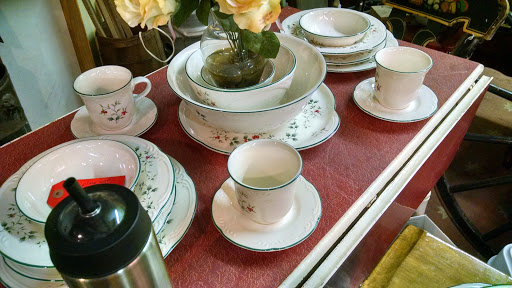 Consignment Shop «Baker Street Curiosity Shop», reviews and photos, 6780 Market St, Wilmington, NC 28405, USA