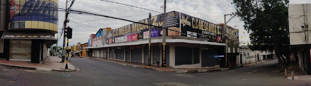 Centro comercial MEGA MODA 7 Avenida