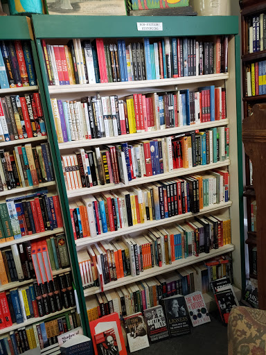 Book Store «Books On Broadway», reviews and photos, 12 W Broadway, Williston, ND 58801, USA