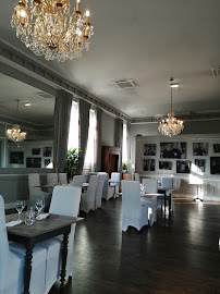 Atmosphère du Restaurant l’Atrium (Hôtel Du Parc) à Salies-de-Béarn - n°9