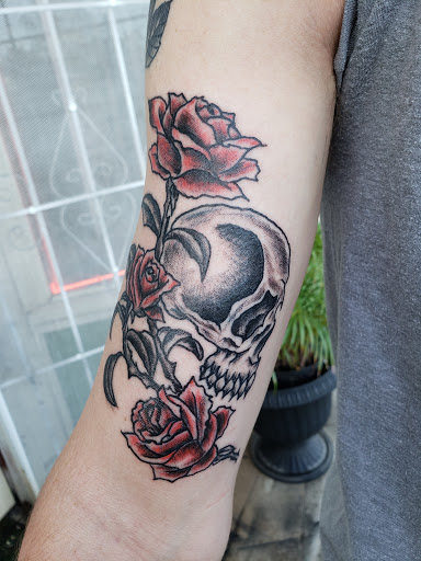 Explore goosebumps tattoo ideas, creative tattoo ideas in Honolulu, available at 434 TATTOO WAIKIKI