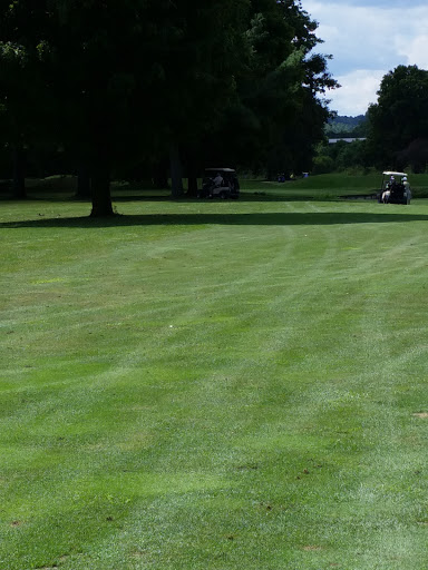Golf Course «Wilkshire Golf Course», reviews and photos, 10566 Wilkshire Blvd NE, Bolivar, OH 44612, USA