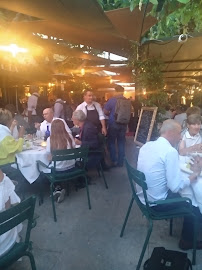Atmosphère du Restaurant français La Villa à Marseille - n°16