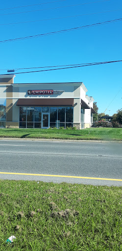 Mexican Restaurant «Chipotle Mexican Grill», reviews and photos, 1141 N Dupont Hwy #101, Dover, DE 19901, USA