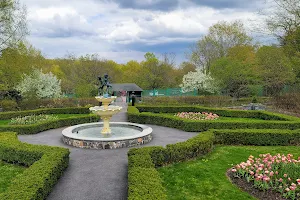 Lasdon Park, Arboretum & Veterans Memorial image