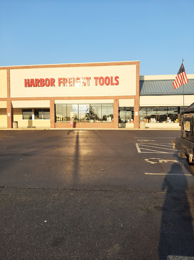 Hardware Store «Harbor Freight Tools», reviews and photos, 5200 E Black Horse Pike, Blackwood, NJ 08012, USA
