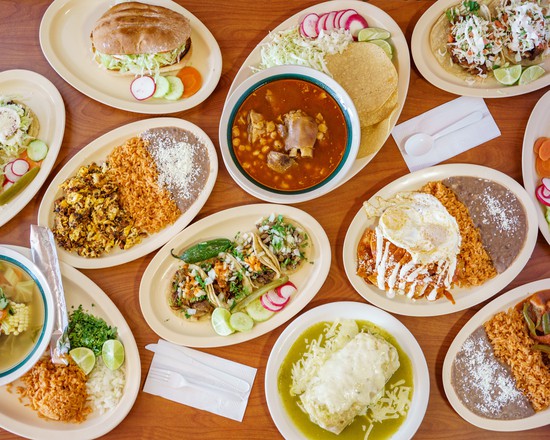 Tacos El Tapatio 90262